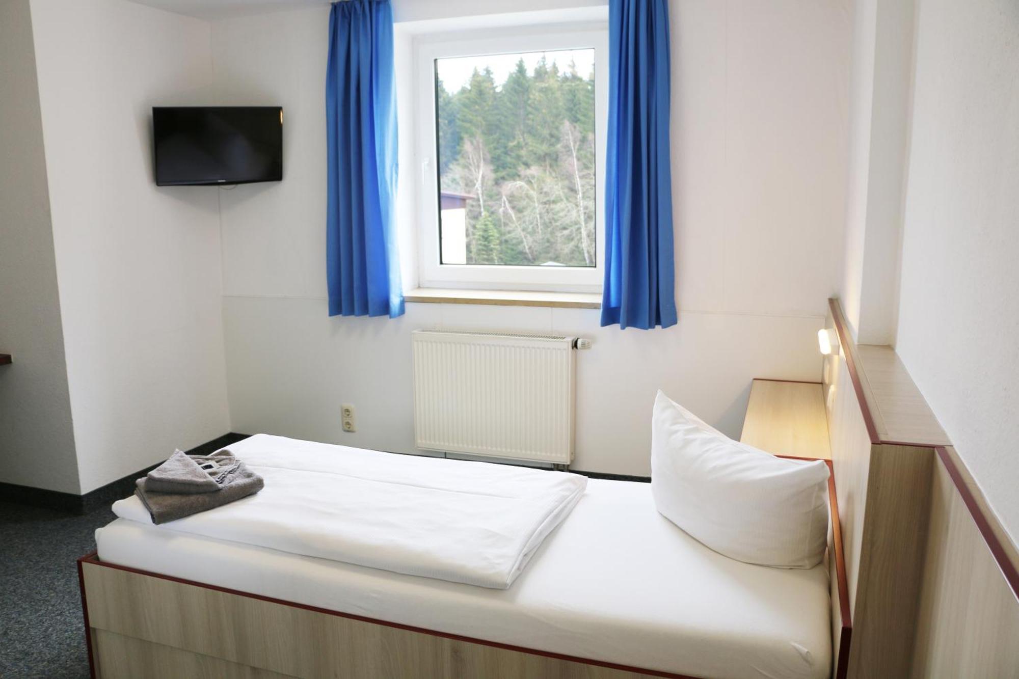 Hotel Sportpark Rabenberg Breitenbrunn  Esterno foto