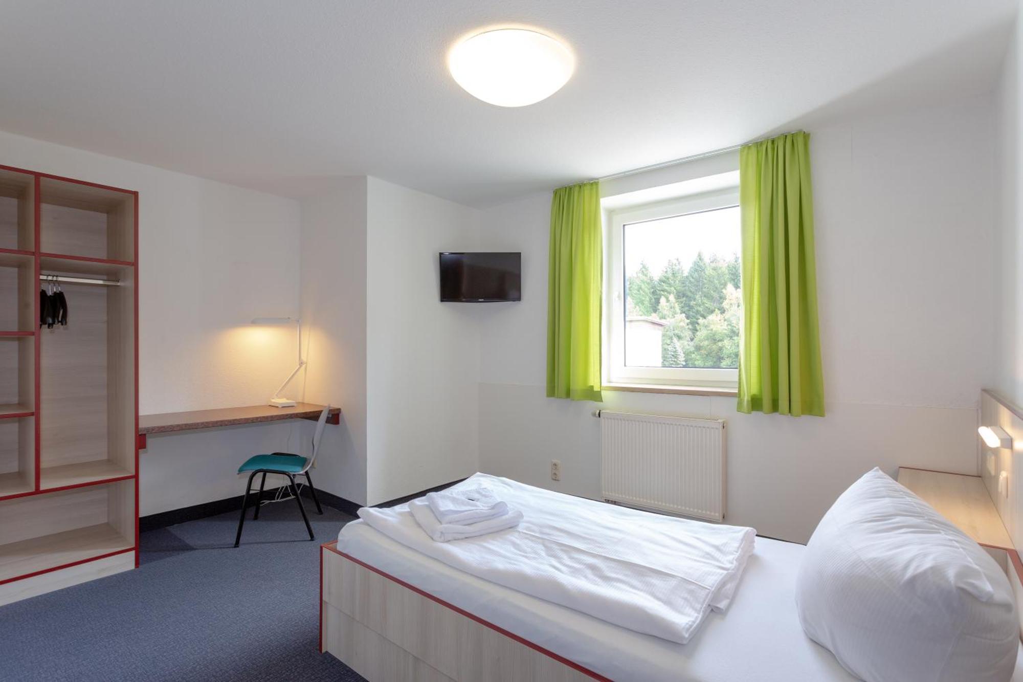 Hotel Sportpark Rabenberg Breitenbrunn  Esterno foto