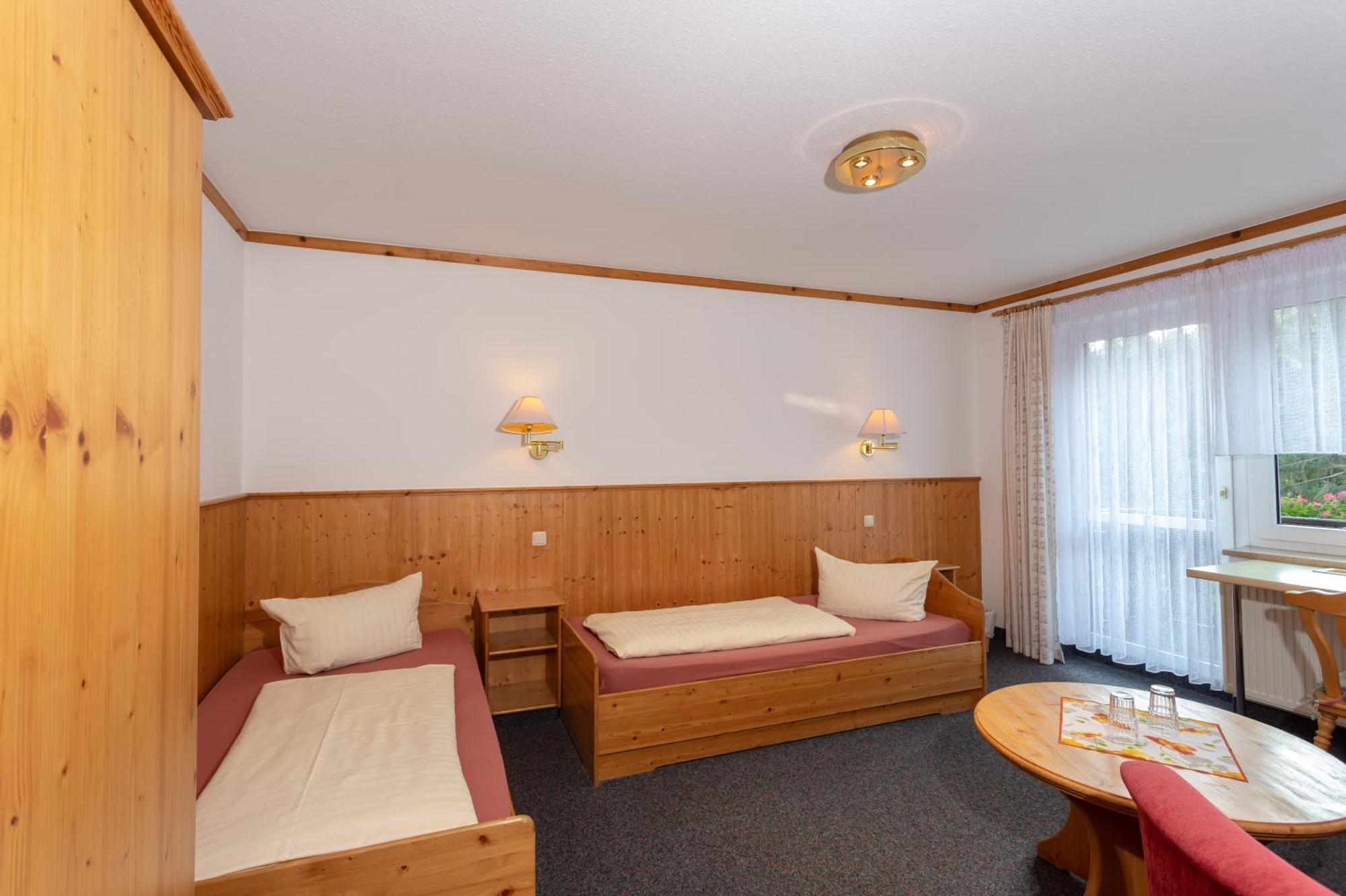 Hotel Sportpark Rabenberg Breitenbrunn  Esterno foto